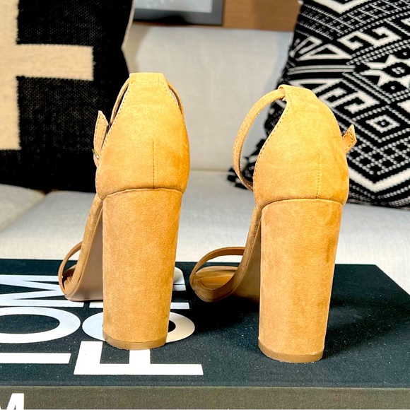 Women’s Candy Platform Heel Beige Suede Sandal Size 7 - Picture 6 of 9